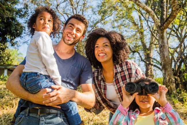 family2-FP Family with dad, mom, and two kids, illustrate blog "What Is Permanent Life Insurance?"